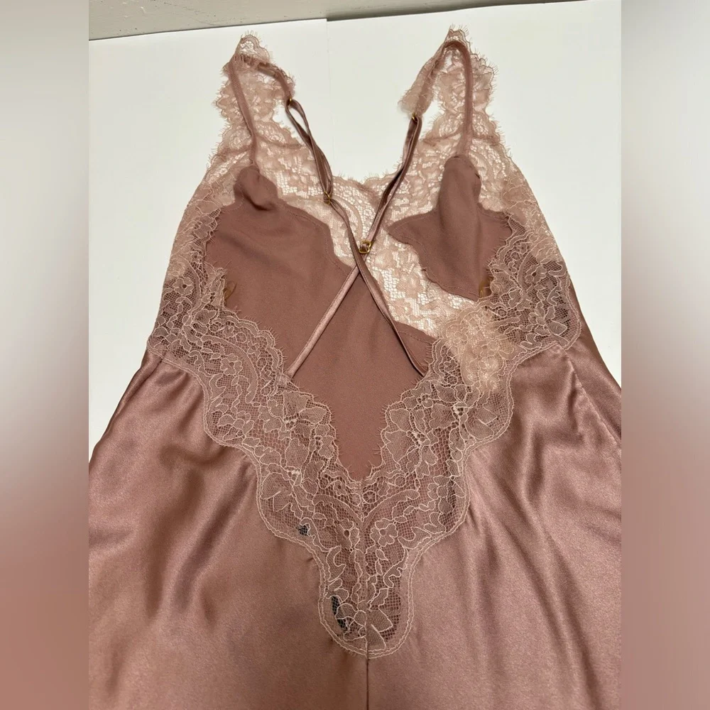 Victorias Secret slip boudoir